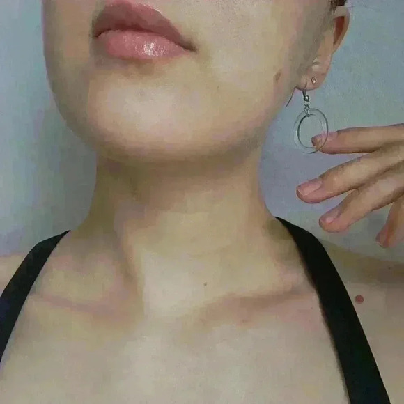 Vintage Y2K  clear transparent plastic circle hoop silver earrings - Picture 4 of 10